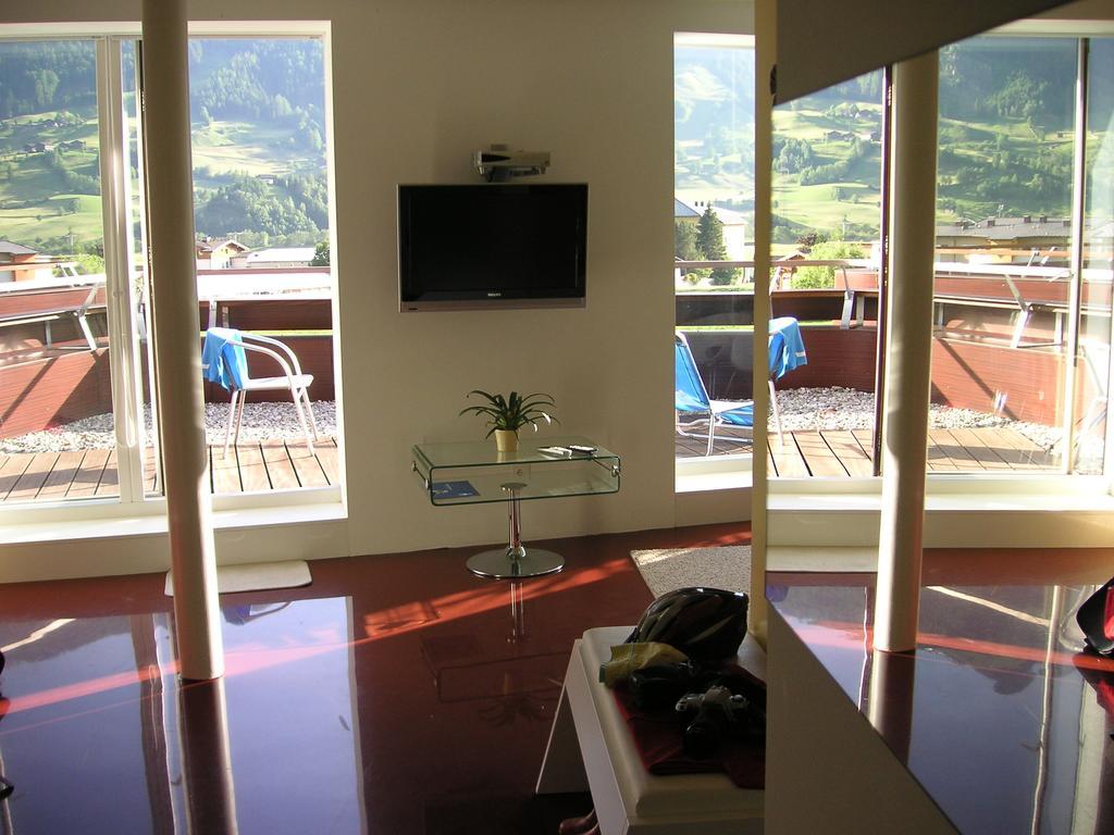 Sun Matrei Design Apartments Matrei in Osttirol Ruang foto