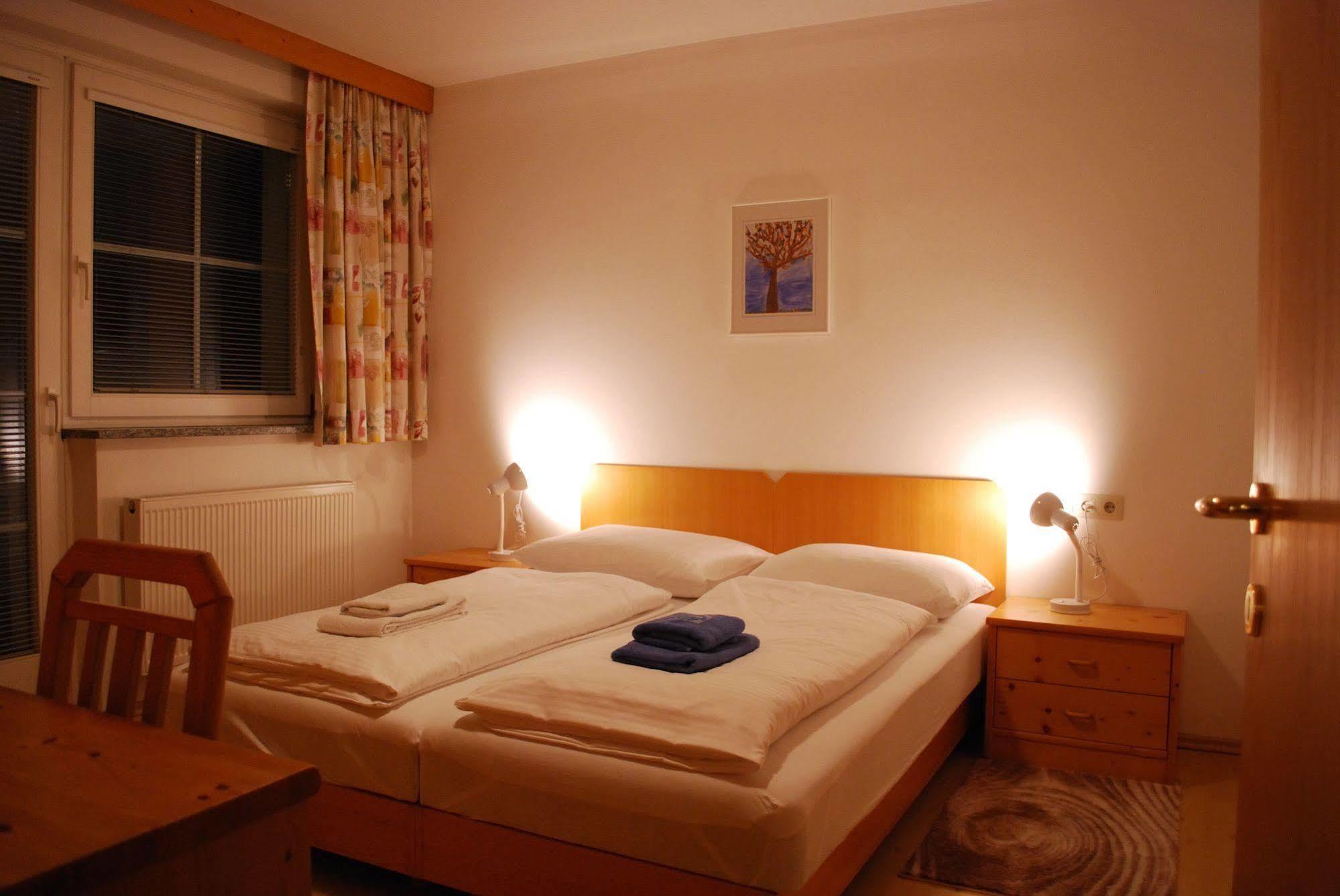 Sun Matrei Design Apartments Matrei in Osttirol Bagian luar foto