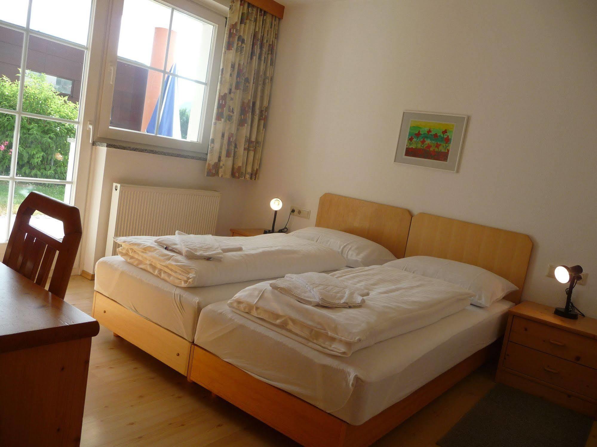 Sun Matrei Design Apartments Matrei in Osttirol Bagian luar foto